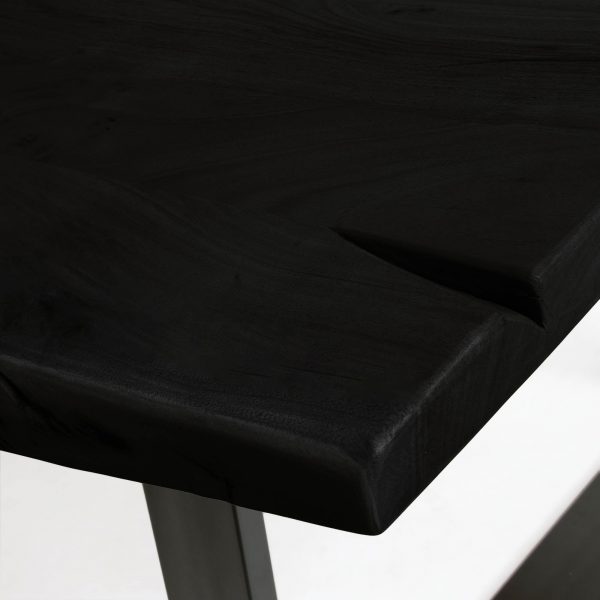 Mesa Alaia de madera maciza de acacia y patas de acero negro 160 x 90 cm
